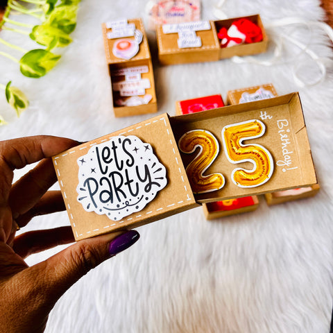 Friendship/Family Matchbox Card | 10 Cards | Customisable Friendship/Family Matchbox Card | 10 Cards | Customisable